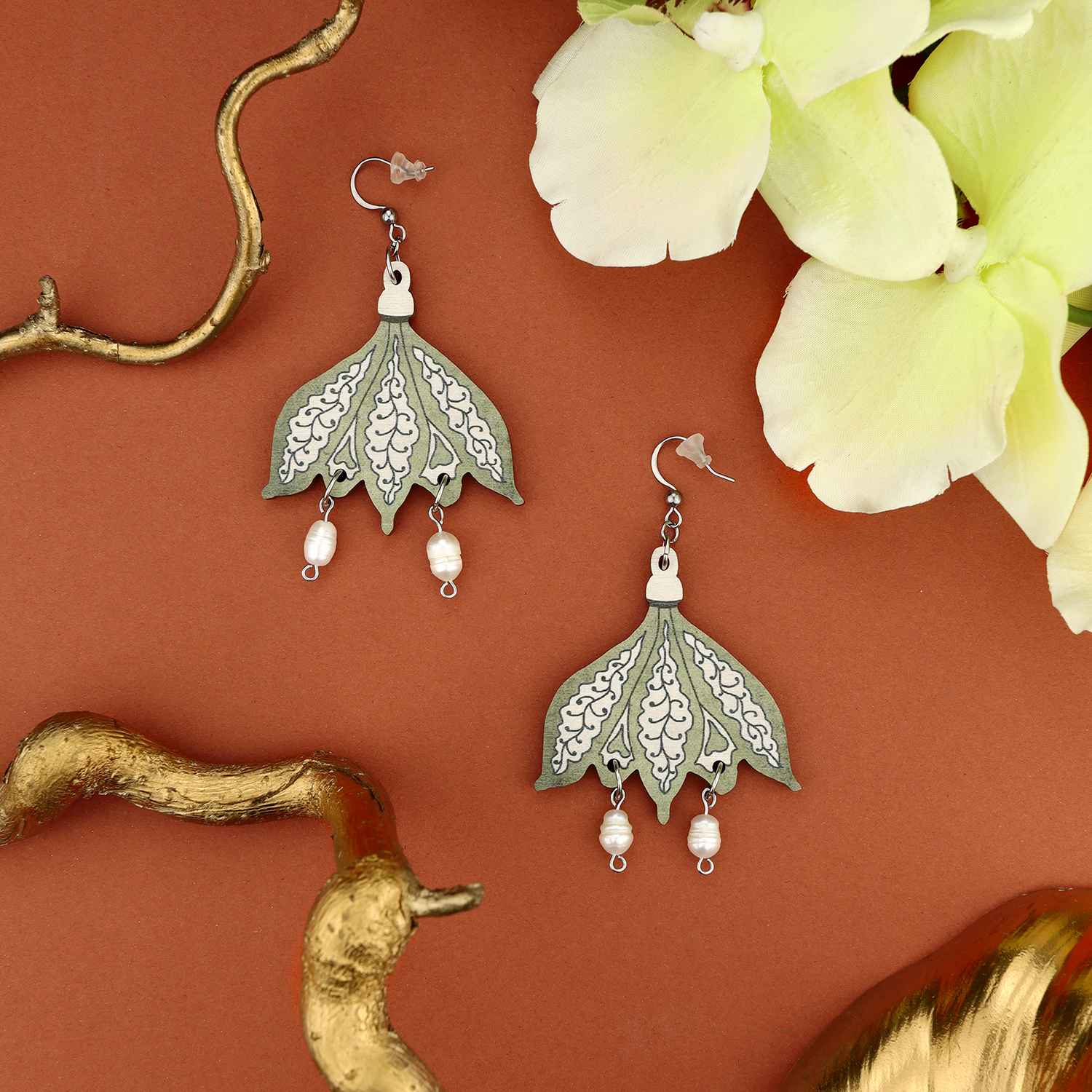 Lumikello korvakorut - Image 2