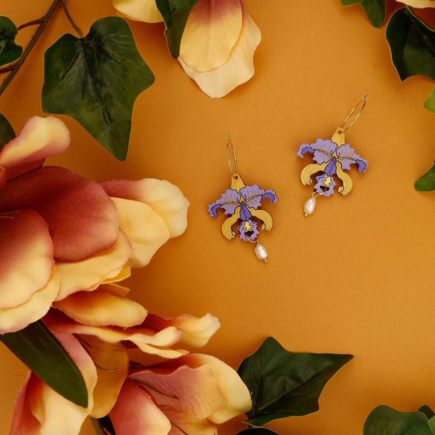 Violetit Pikku Orkidea korvakorut renkaalla - Image 2